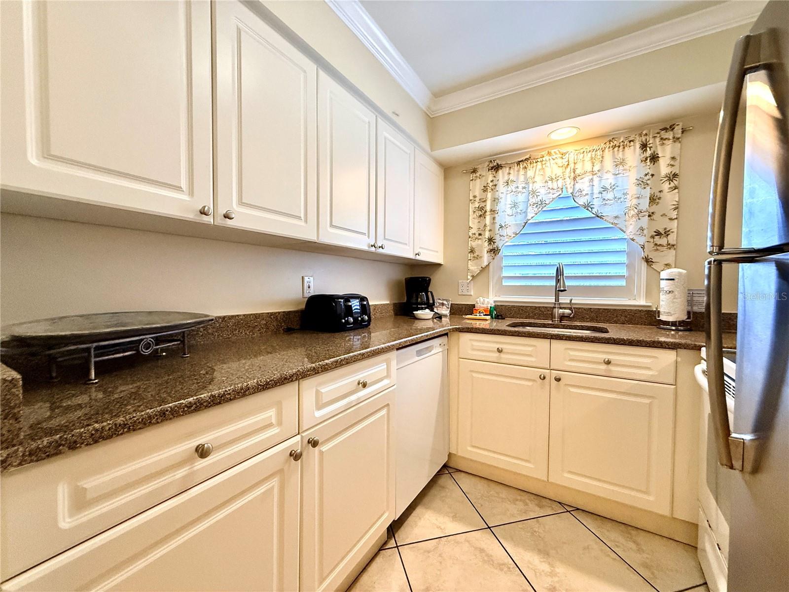 19417 GULF BLVD #D201, INDIAN ROCKS BEACH, FL — photo 6