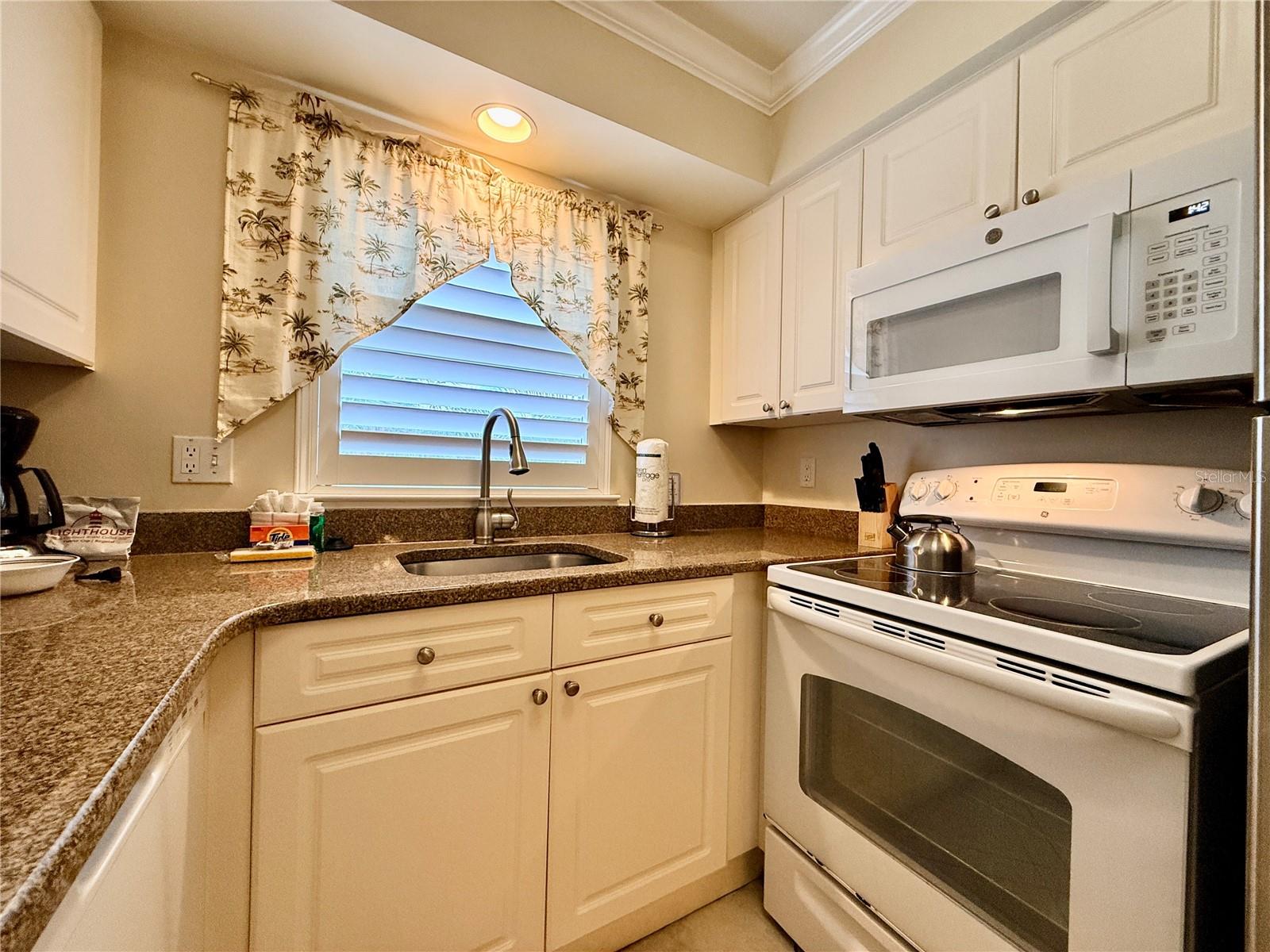 19417 GULF BLVD #D201, INDIAN ROCKS BEACH, FL — photo 7