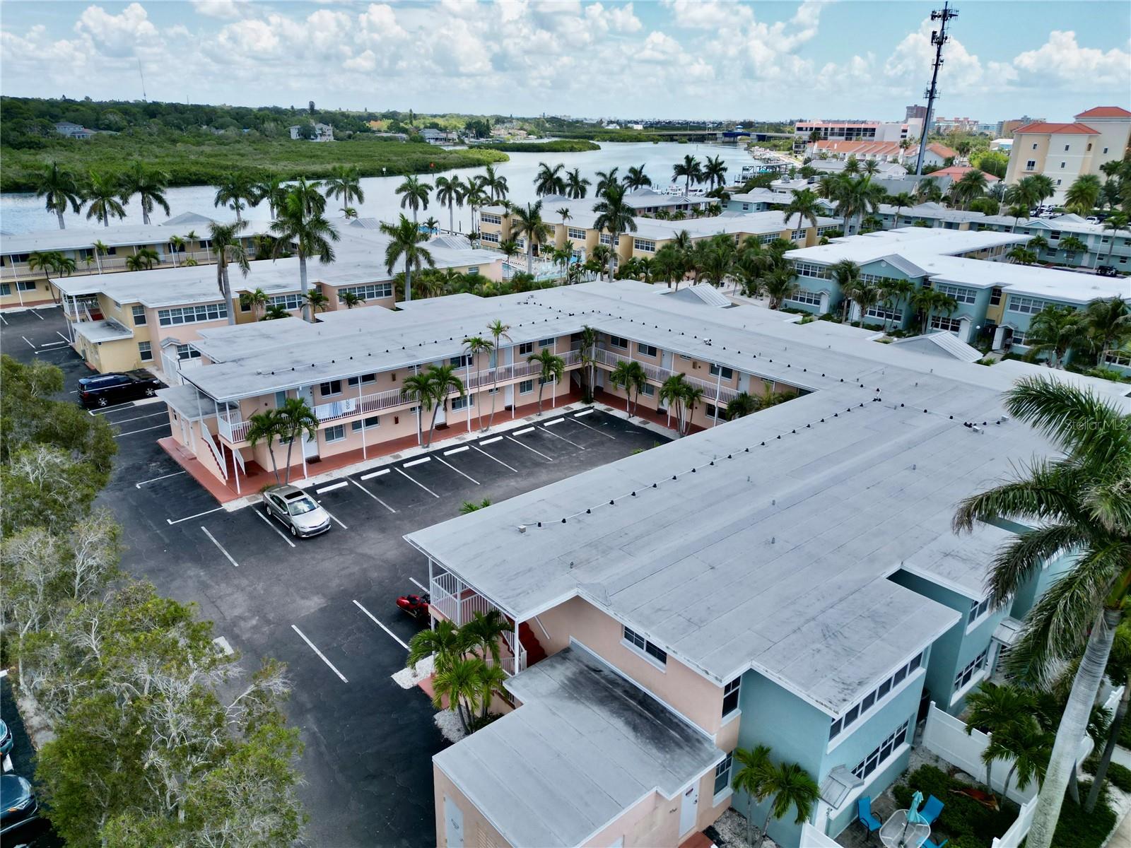 19417 GULF BLVD #D201, INDIAN ROCKS BEACH, FL — photo 33