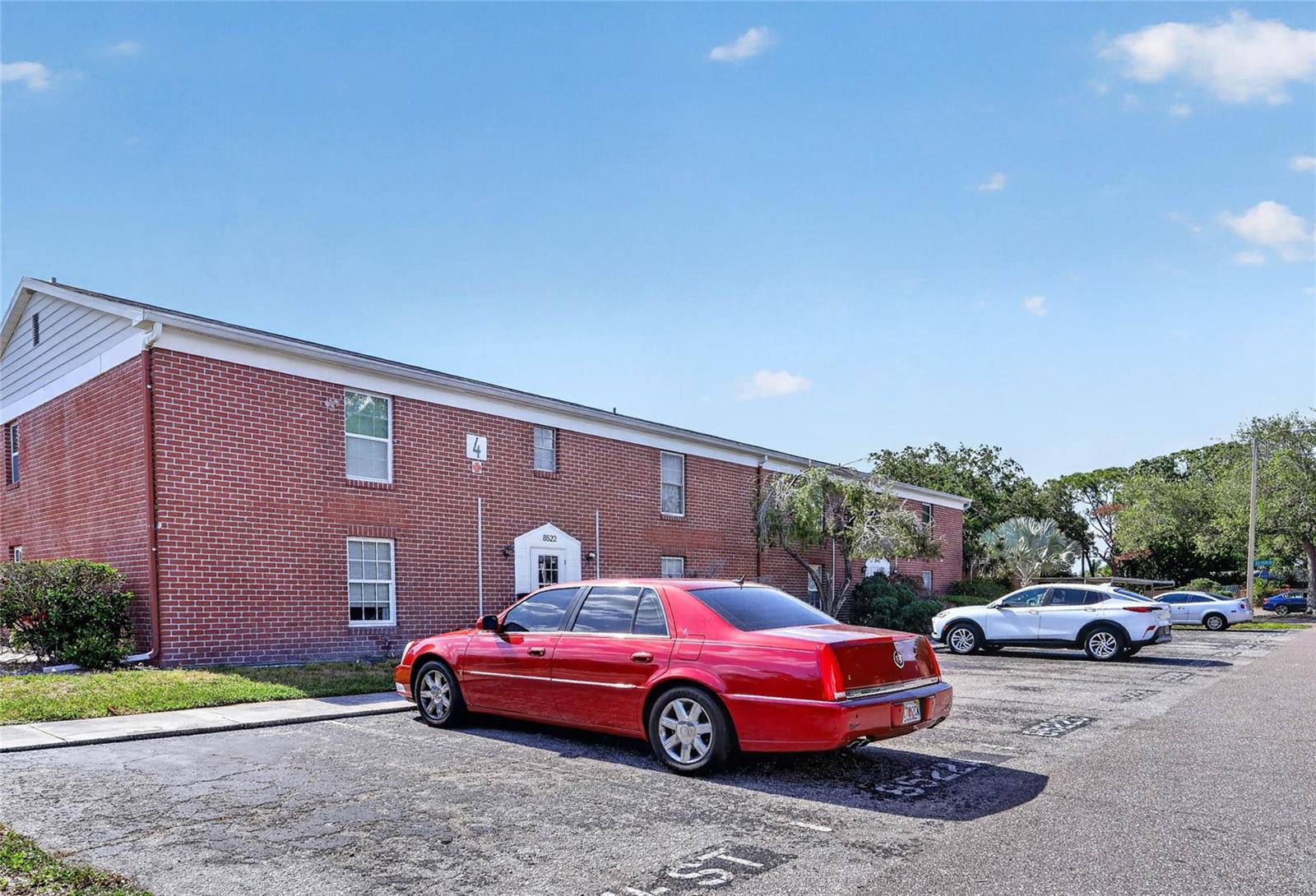 8542 10TH ST N #B, ST PETERSBURG, FL — photo 3