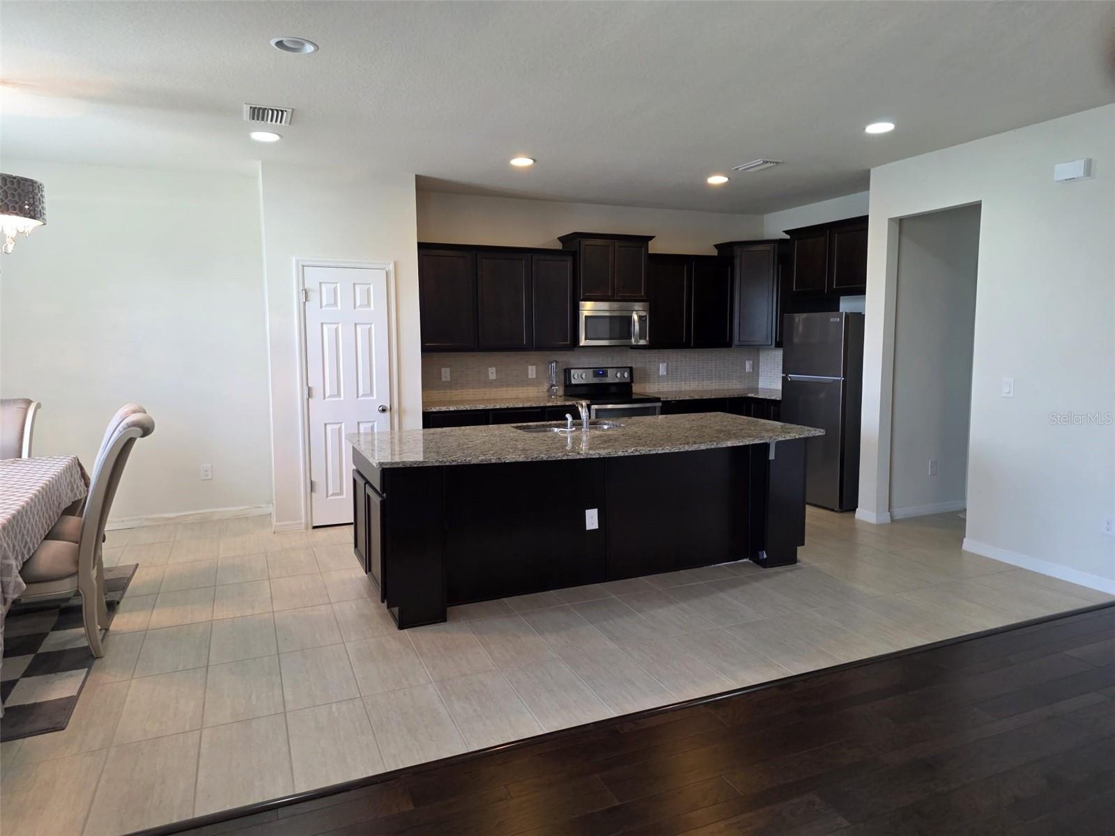 6022 SWEET BIRCH DR, RIVERVIEW, FL — photo 9