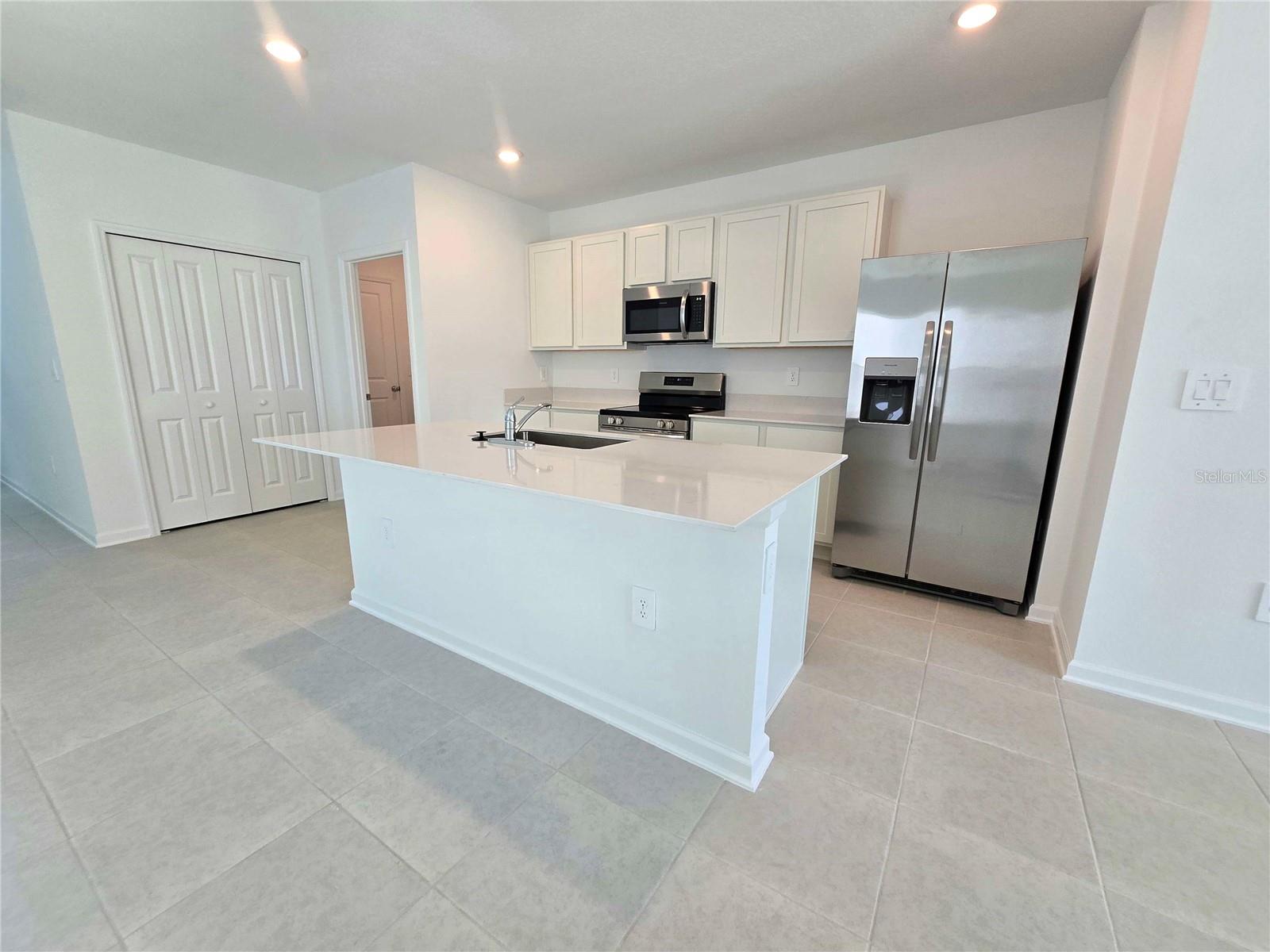 2733 LOOKOUT RIDGE RD, HAINES CITY, FL — photo 3