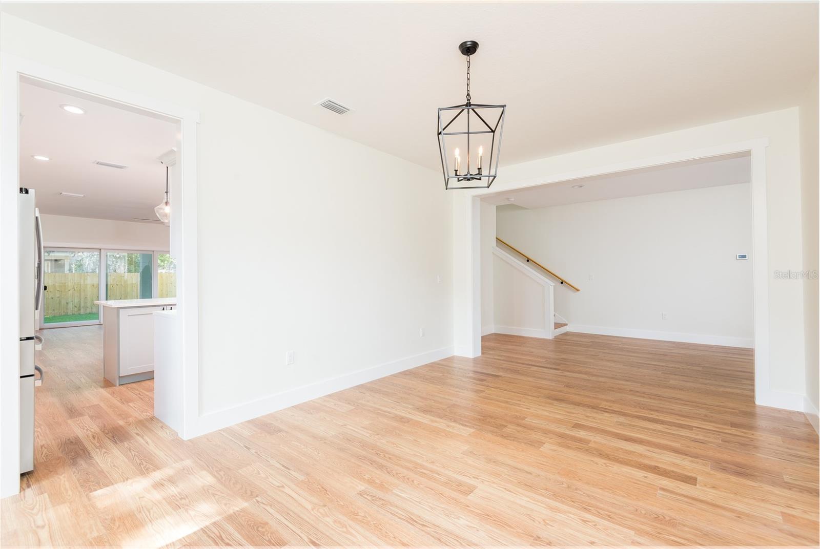 3414 W CHEROKEE AVE, TAMPA, FL — photo 3