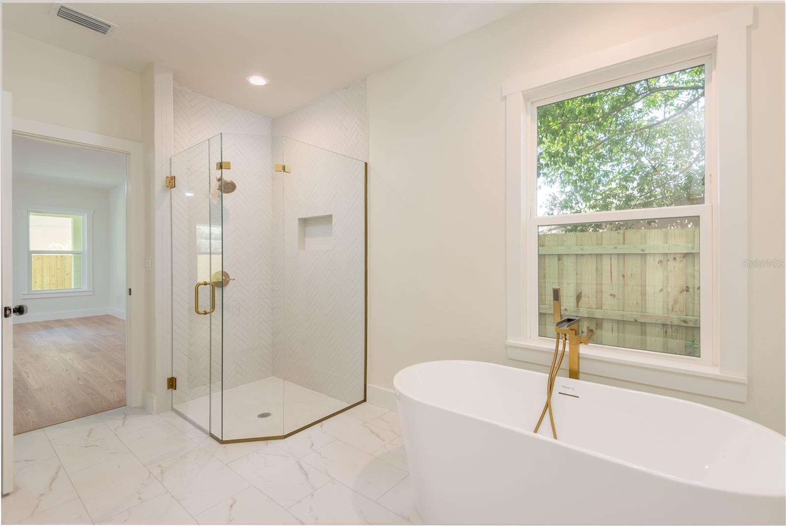 3414 W CHEROKEE AVE, TAMPA, FL — photo 13
