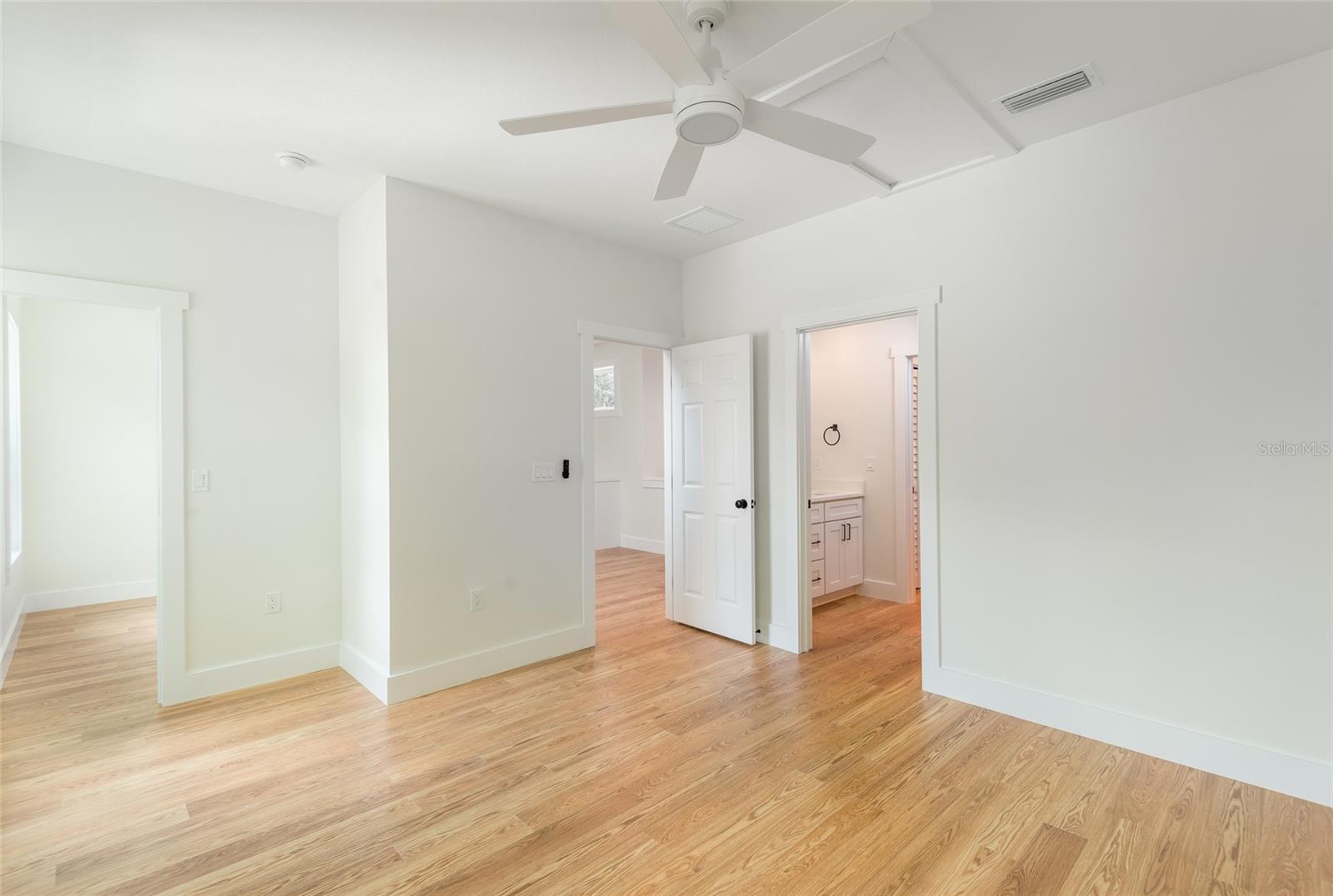 3414 W CHEROKEE AVE, TAMPA, FL — photo 25