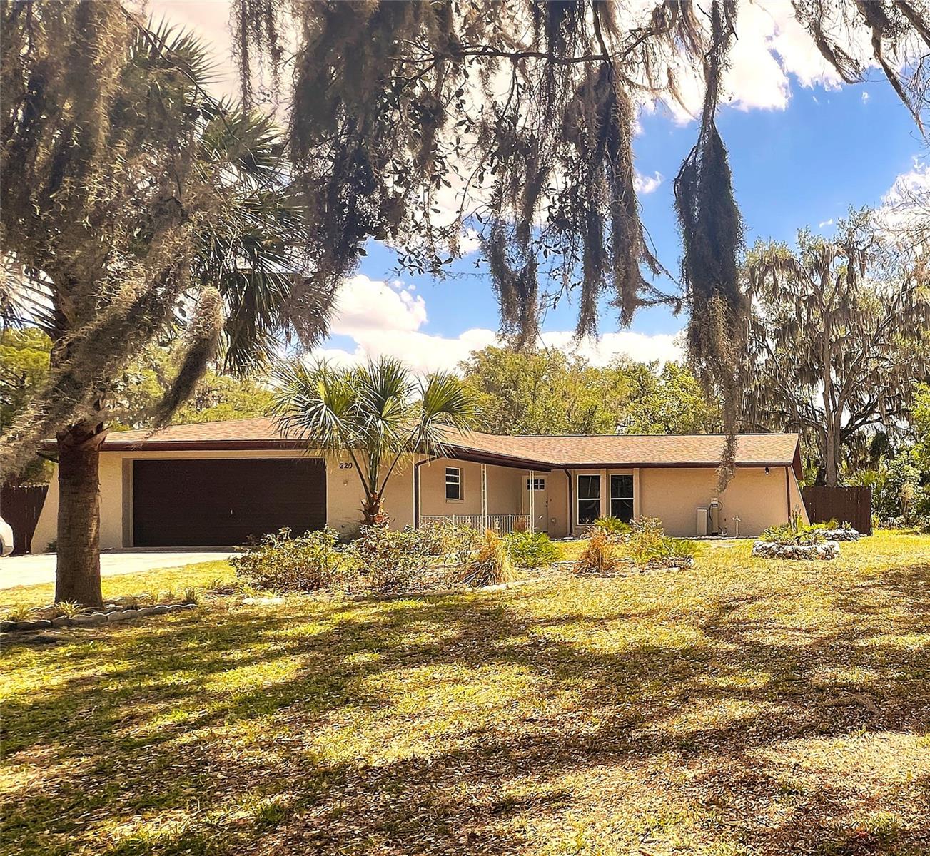 220 NE 11TH ST, CRYSTAL RIVER, FL