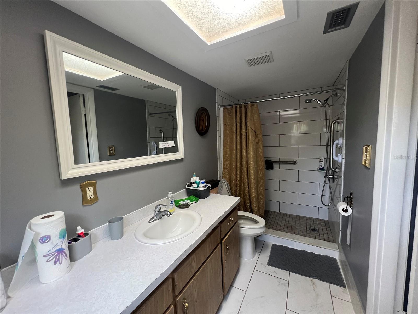 220 NE 11TH ST, CRYSTAL RIVER, FL — photo 7