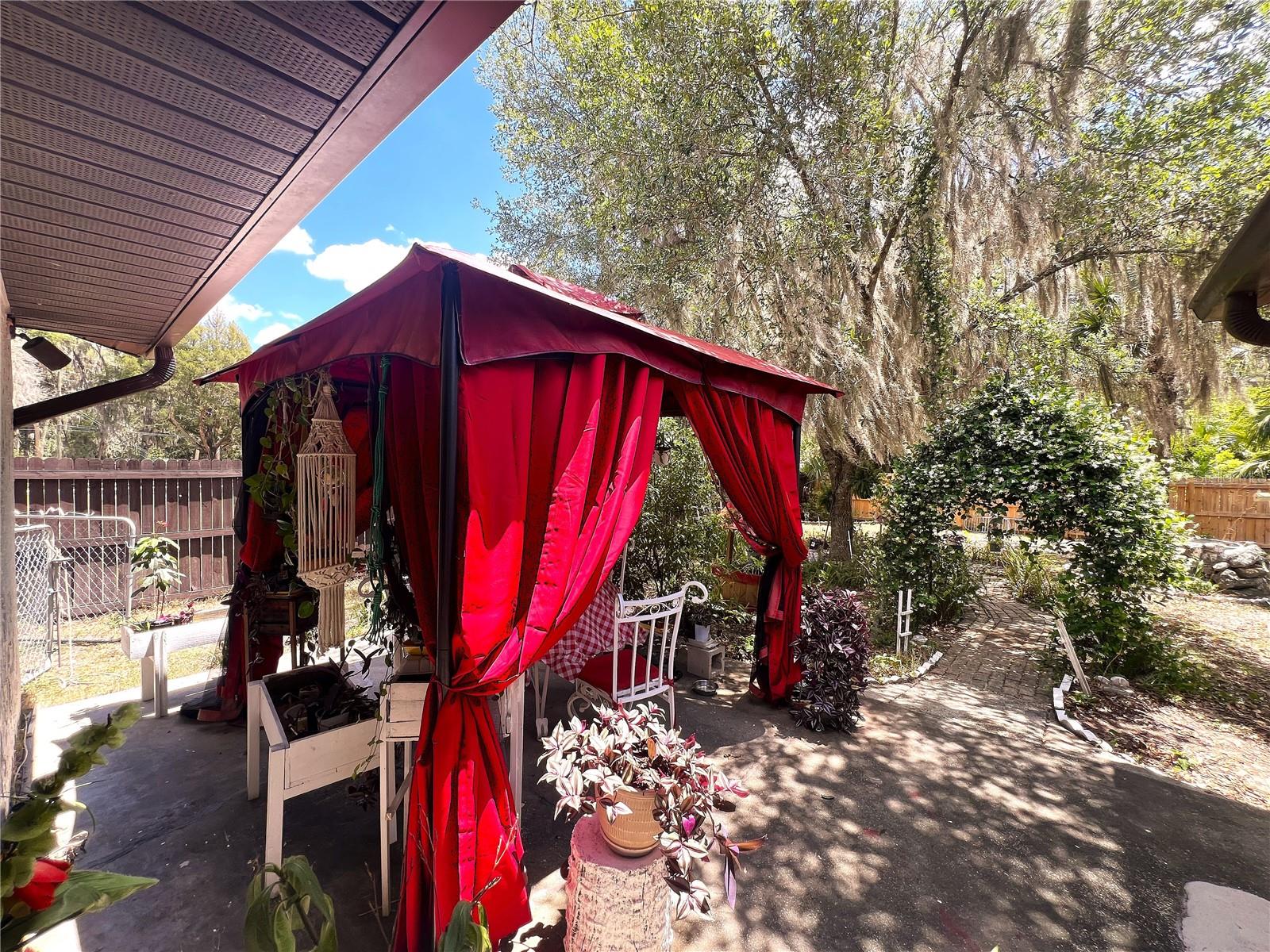 220 NE 11TH ST, CRYSTAL RIVER, FL — photo 16