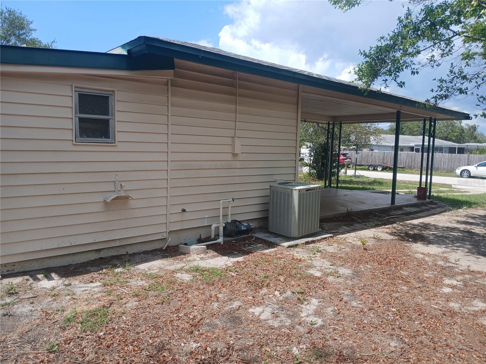 7304 ACORN CIR, SPRING HILL, FL — photo 4