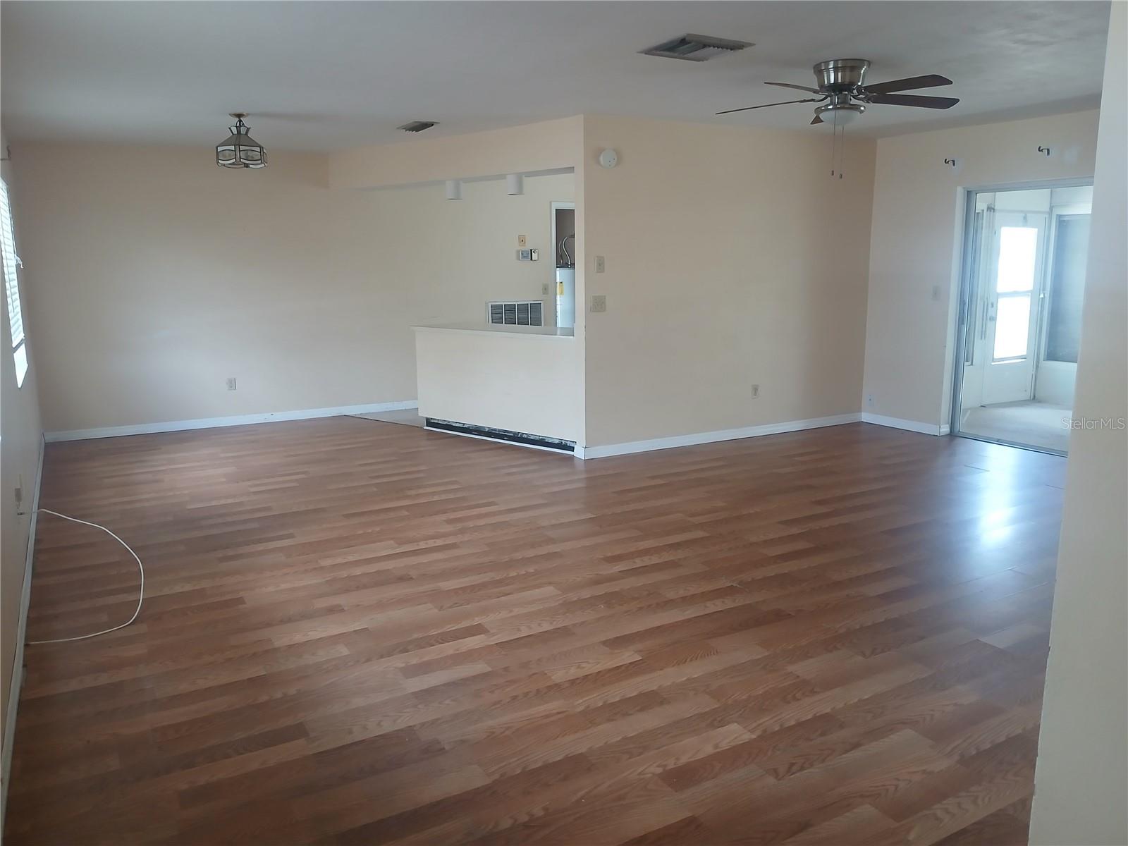 7304 ACORN CIR, SPRING HILL, FL — photo 7