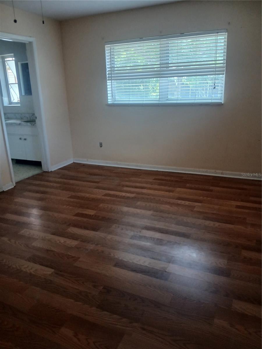 7304 ACORN CIR, SPRING HILL, FL — photo 9