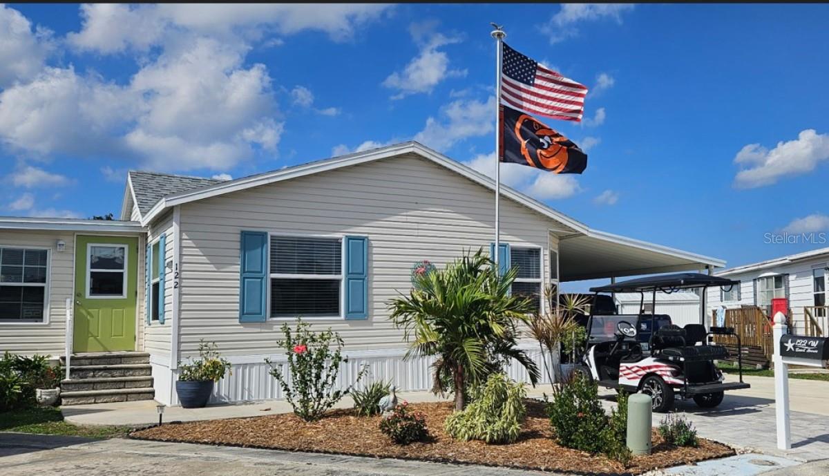 122 W SAINT ANNES CIR, APOLLO BEACH, FL