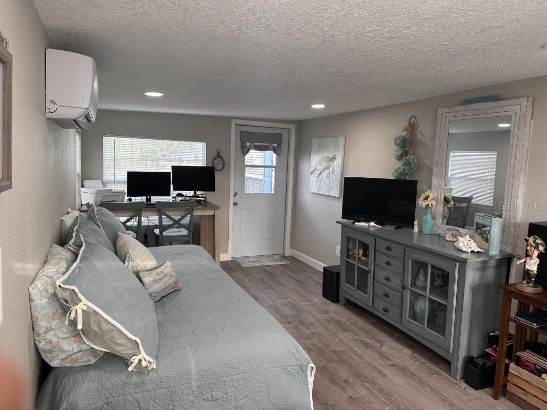 122 W SAINT ANNES CIR, APOLLO BEACH, FL — photo 10