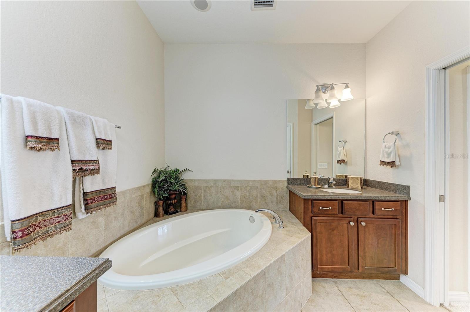 204 RIVER ENCLAVE CT, BRADENTON, FL — photo 30