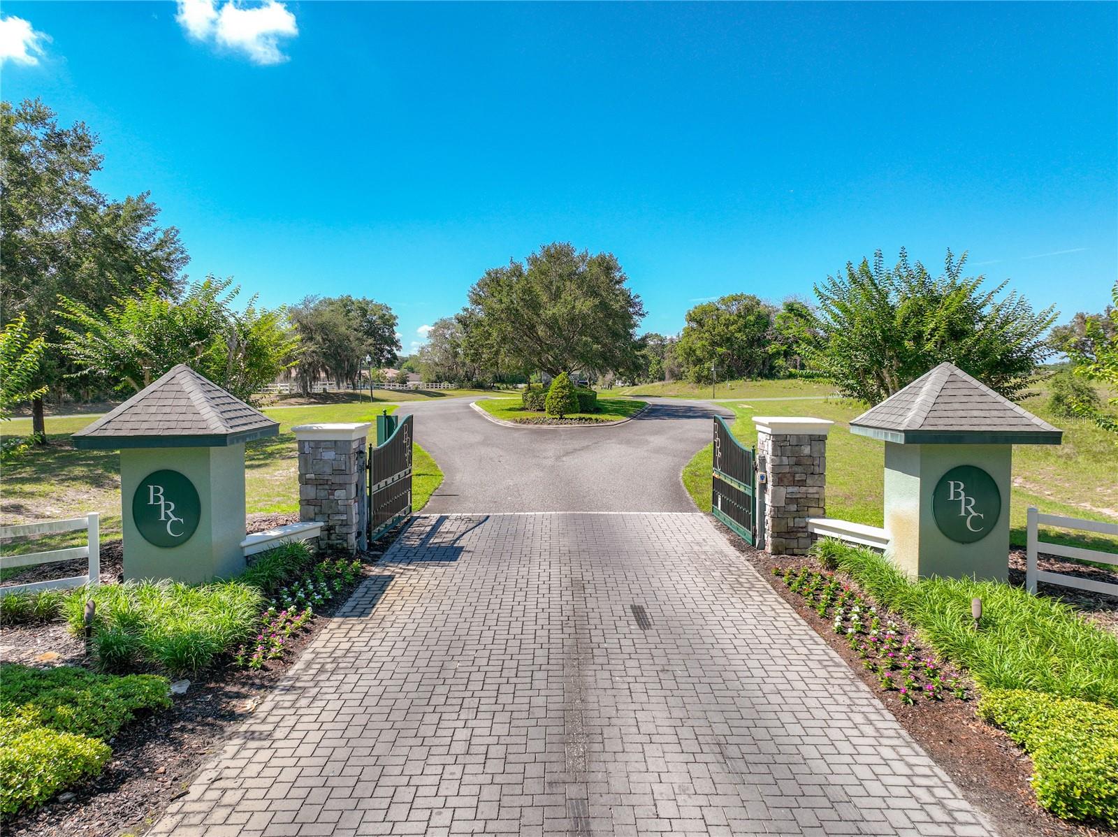 TROTTING HORSE LN, TAVARES, FL — photo 28