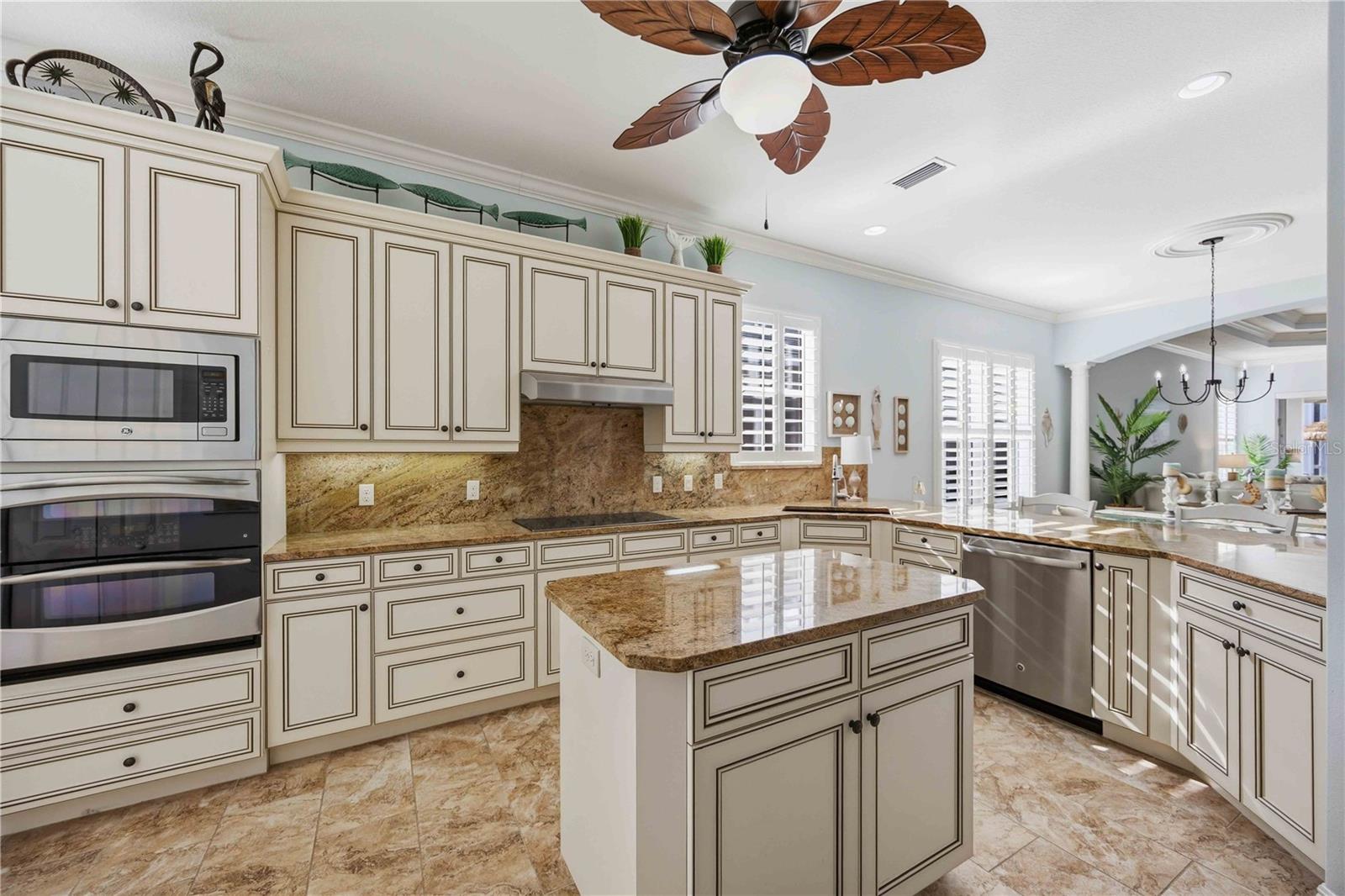 11045 BARNSLEY DR, VENICE, FL — photo 14
