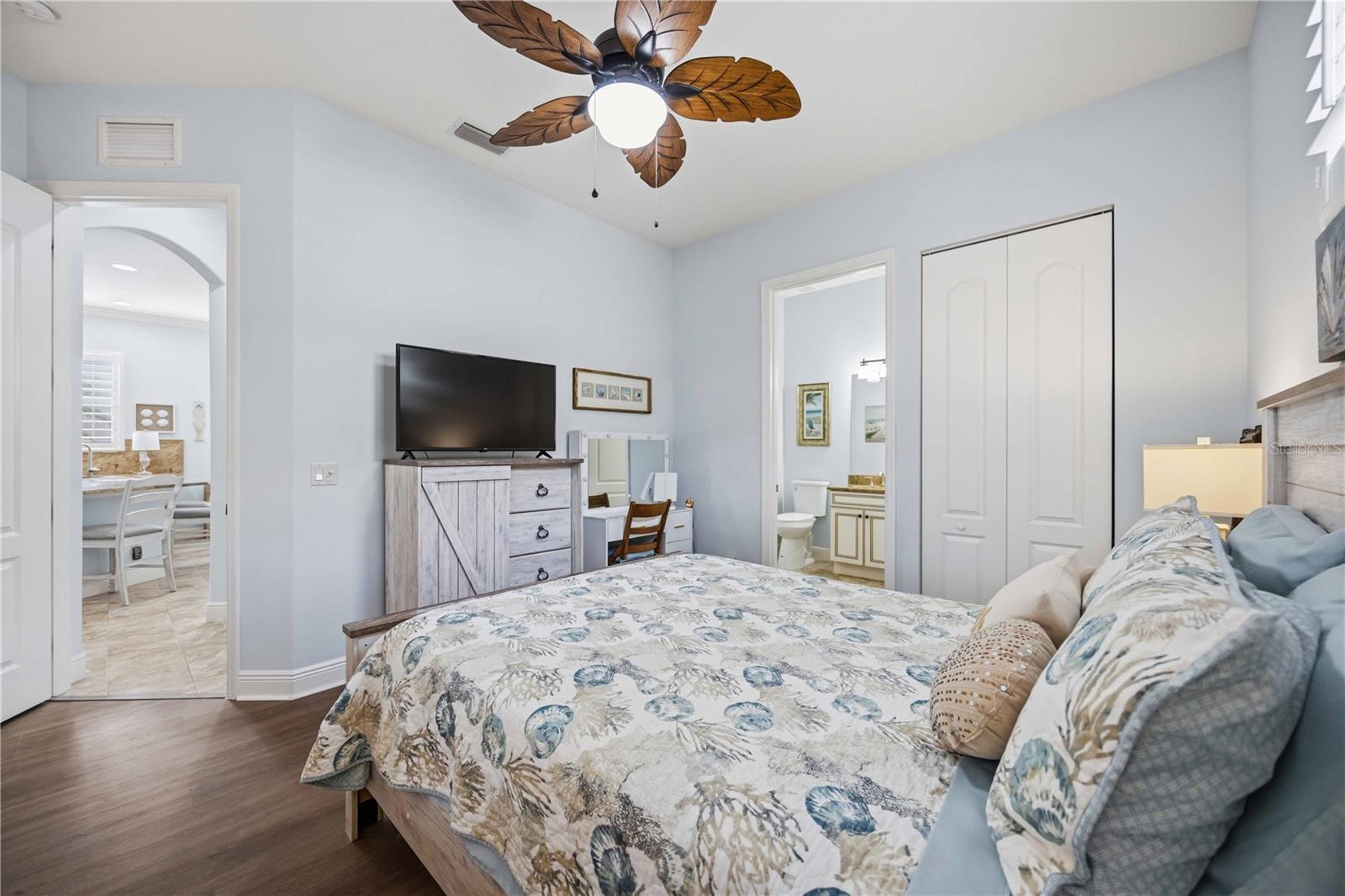 11045 BARNSLEY DR, VENICE, FL — photo 32