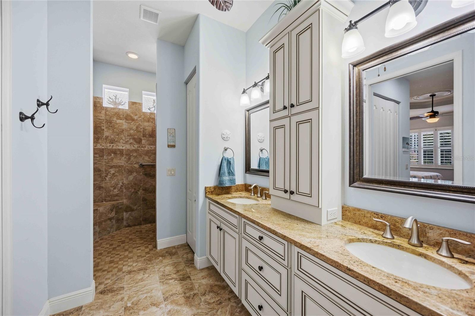 11045 BARNSLEY DR, VENICE, FL — photo 44