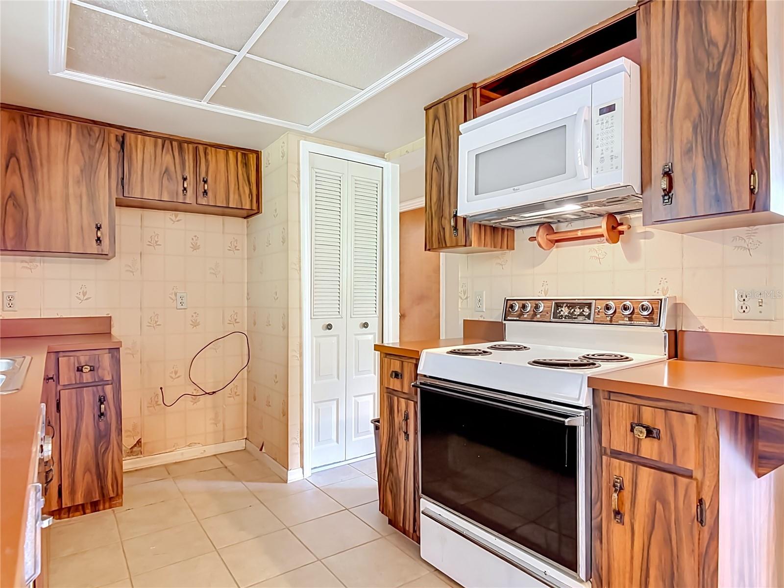 625 BRUNSWICK TER, DELTONA, FL — photo 19