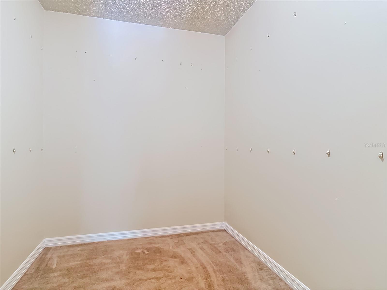 625 BRUNSWICK TER, DELTONA, FL — photo 32