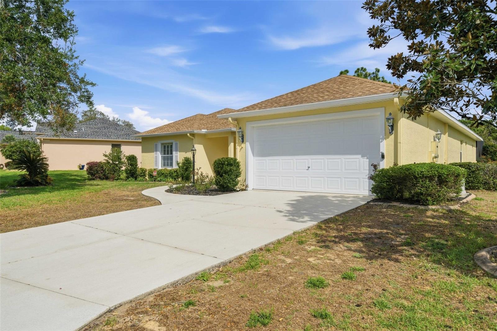 39 W AMALFI CT, BEVERLY HILLS, FL — photo 2