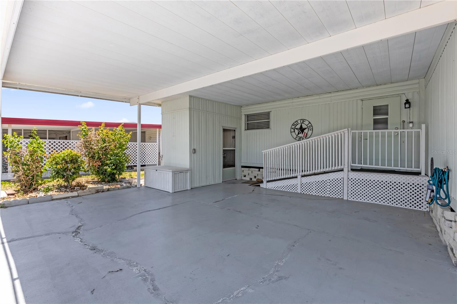 113 TROPICAL LN, LEESBURG, FL — photo 53