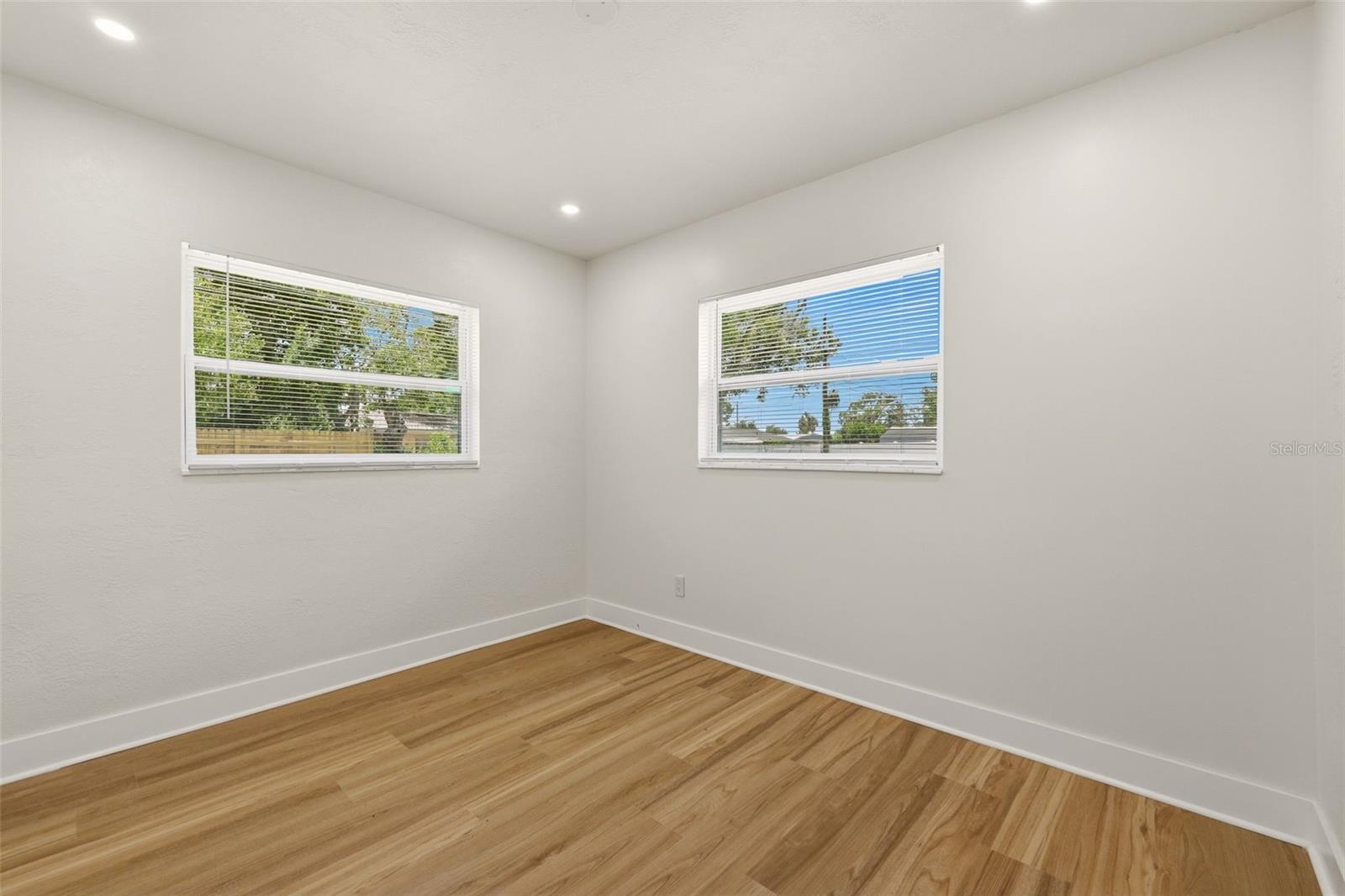 2440 66TH AVE S, ST PETERSBURG, FL — photo 20