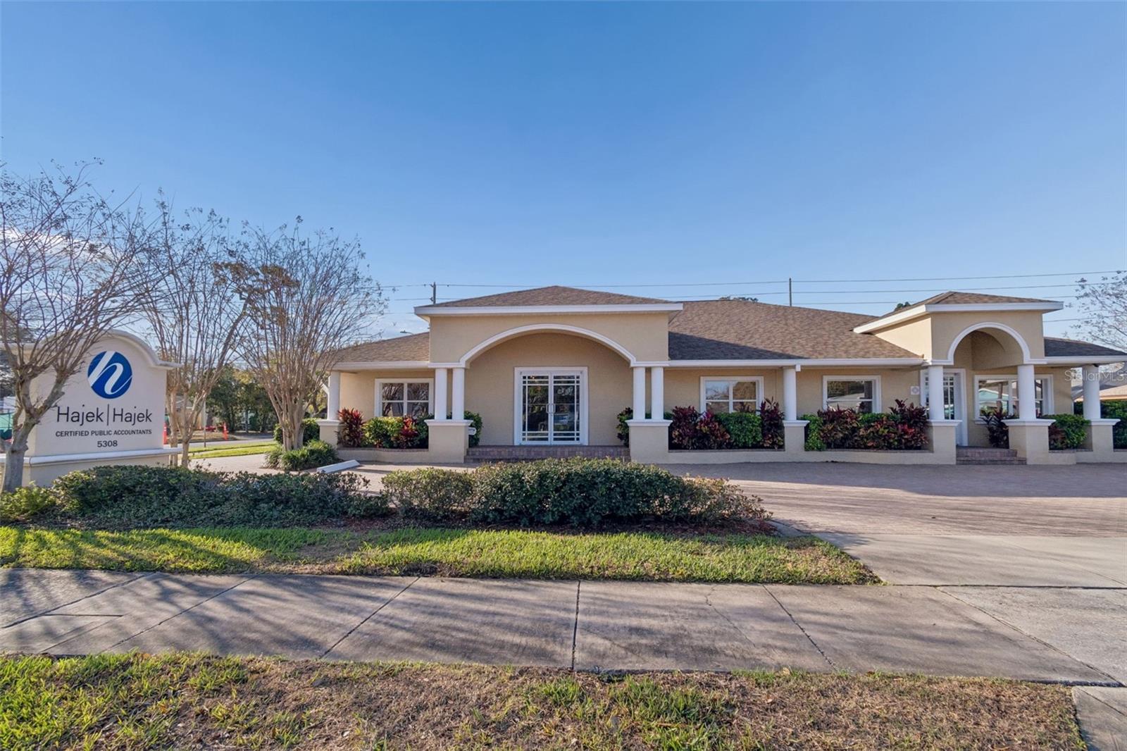 5308 CENTRAL AVE, ST PETERSBURG, FL — photo 2