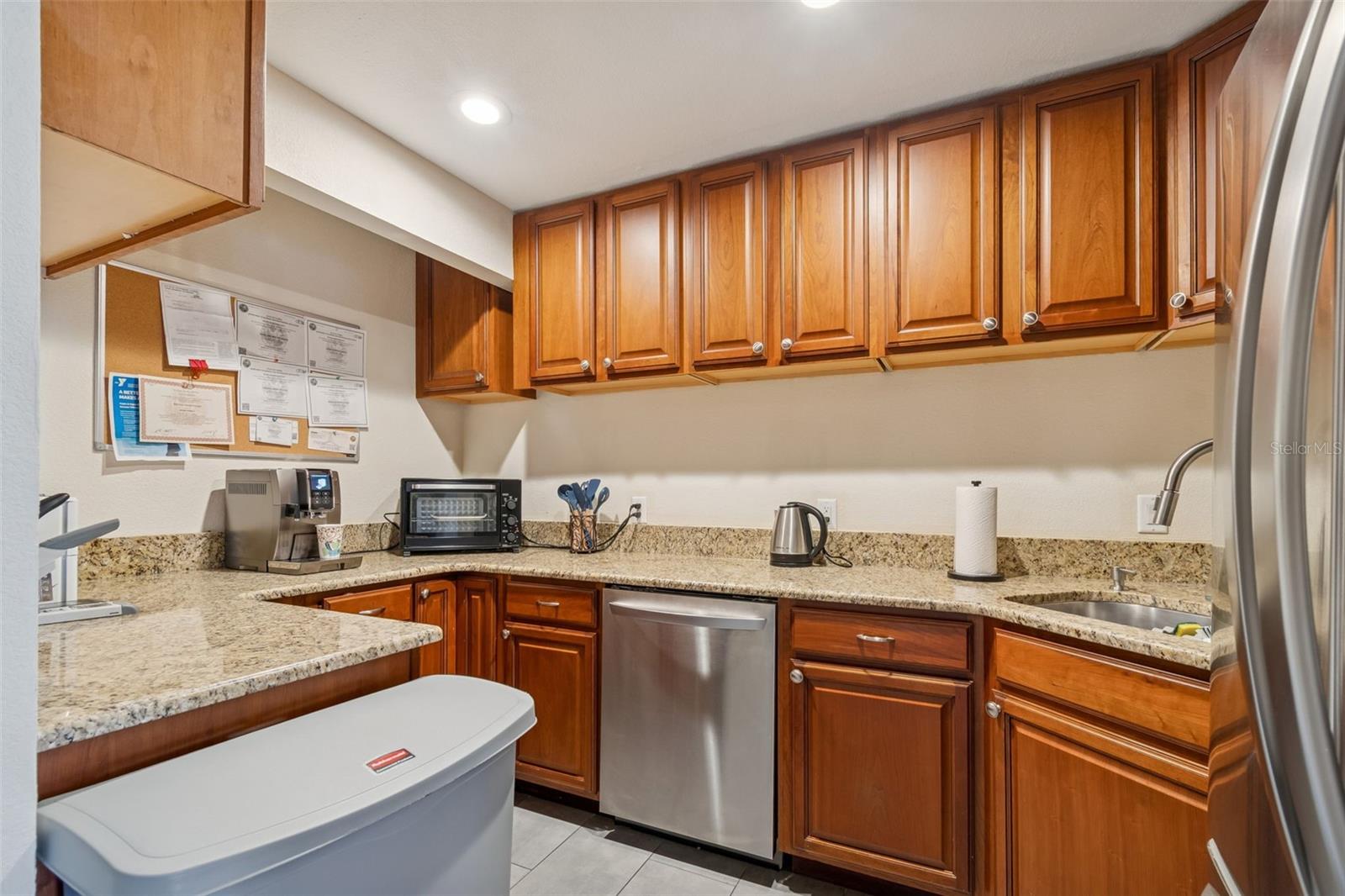 5308 CENTRAL AVE, ST PETERSBURG, FL — photo 19