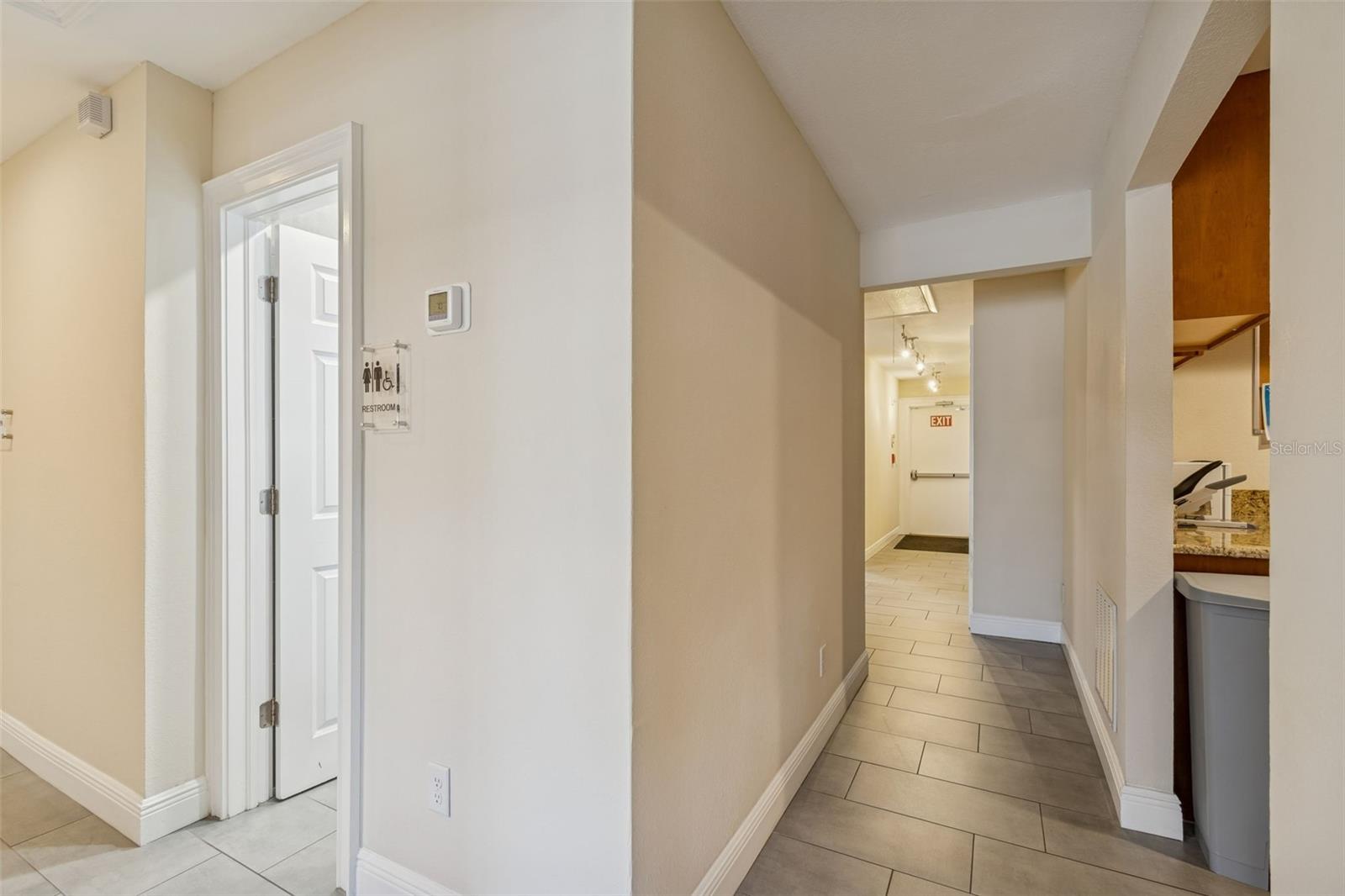5308 CENTRAL AVE, ST PETERSBURG, FL — photo 41