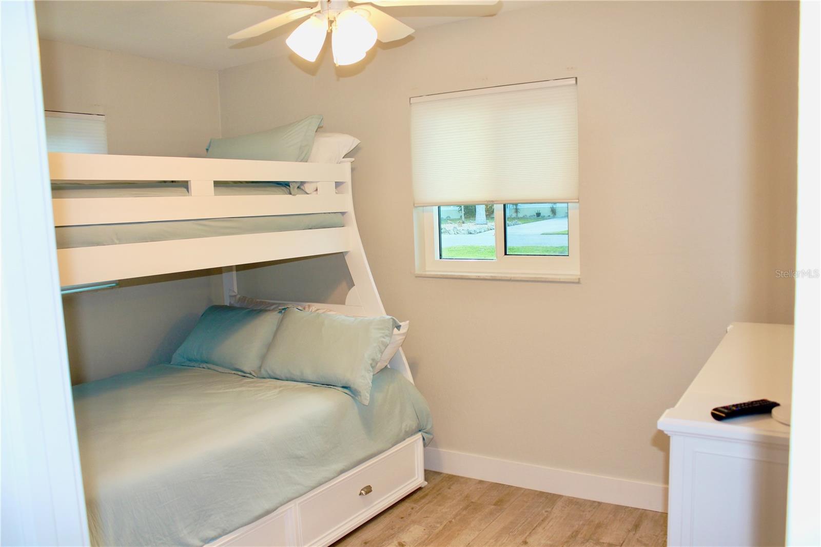 2744 SANDERLING CT, ST JAMES CITY, FL — photo 32