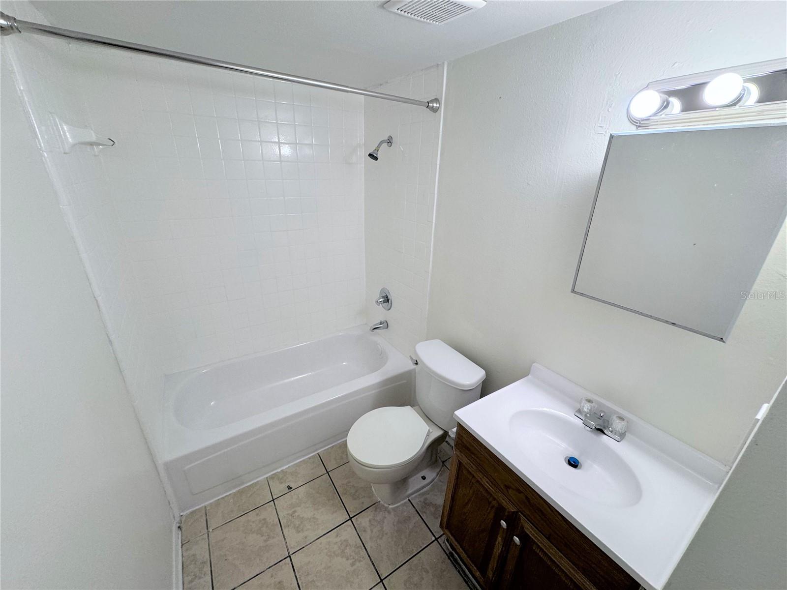 7177 E BANK DR #102, TAMPA, FL — photo 9