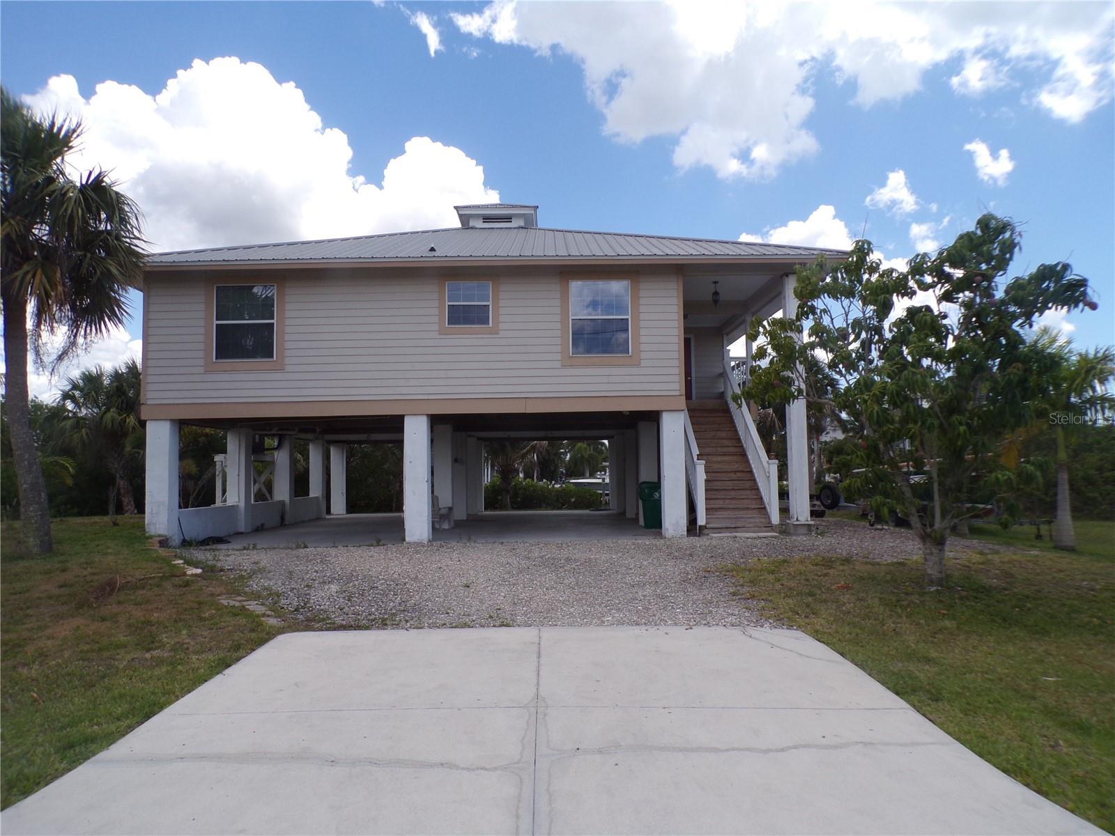 24279 YACHT CLUB BLVD, PUNTA GORDA, FL