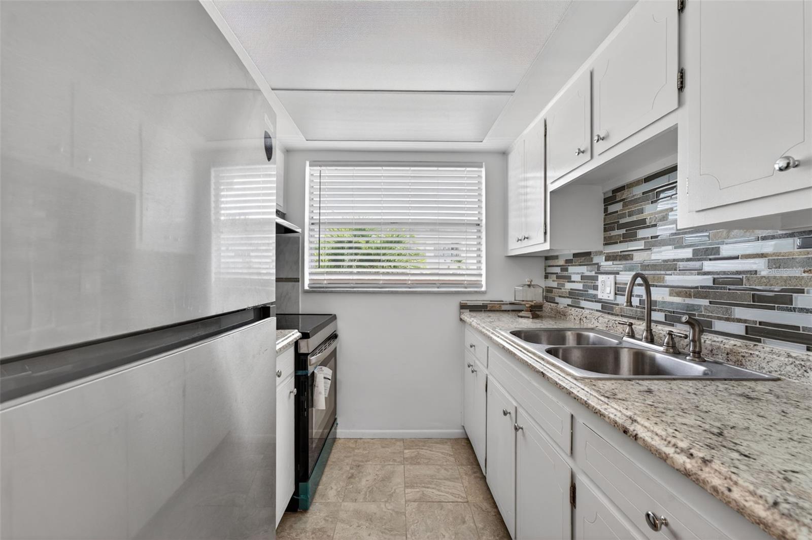 1221 DREW ST #A5, CLEARWATER, FL — photo 11