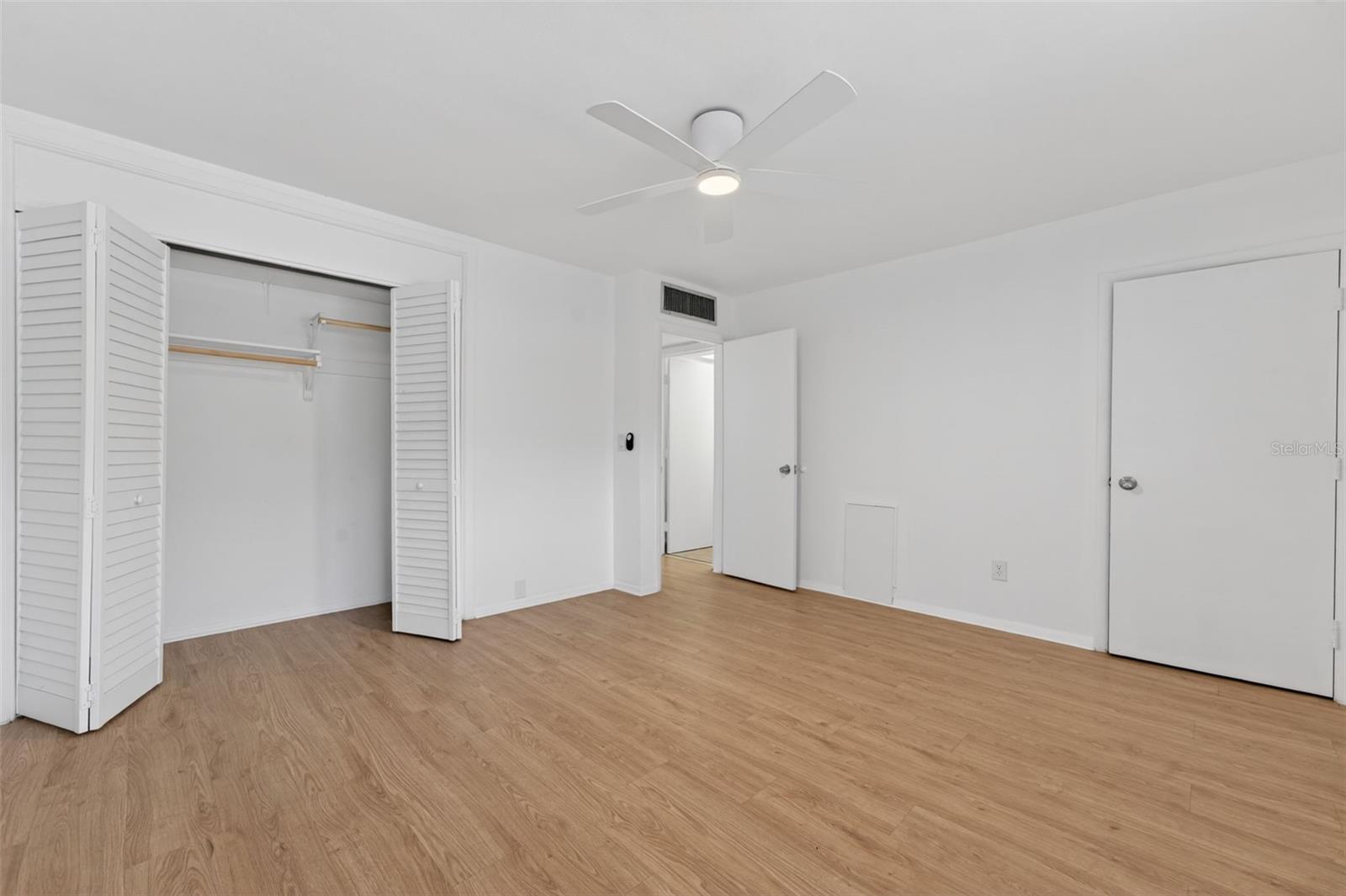 1221 DREW ST #A5, CLEARWATER, FL — photo 17