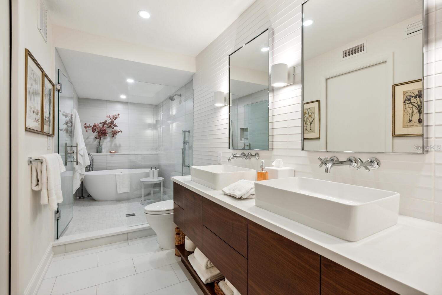 840 BAYPORT WAY #840, LONGBOAT KEY, FL — photo 15