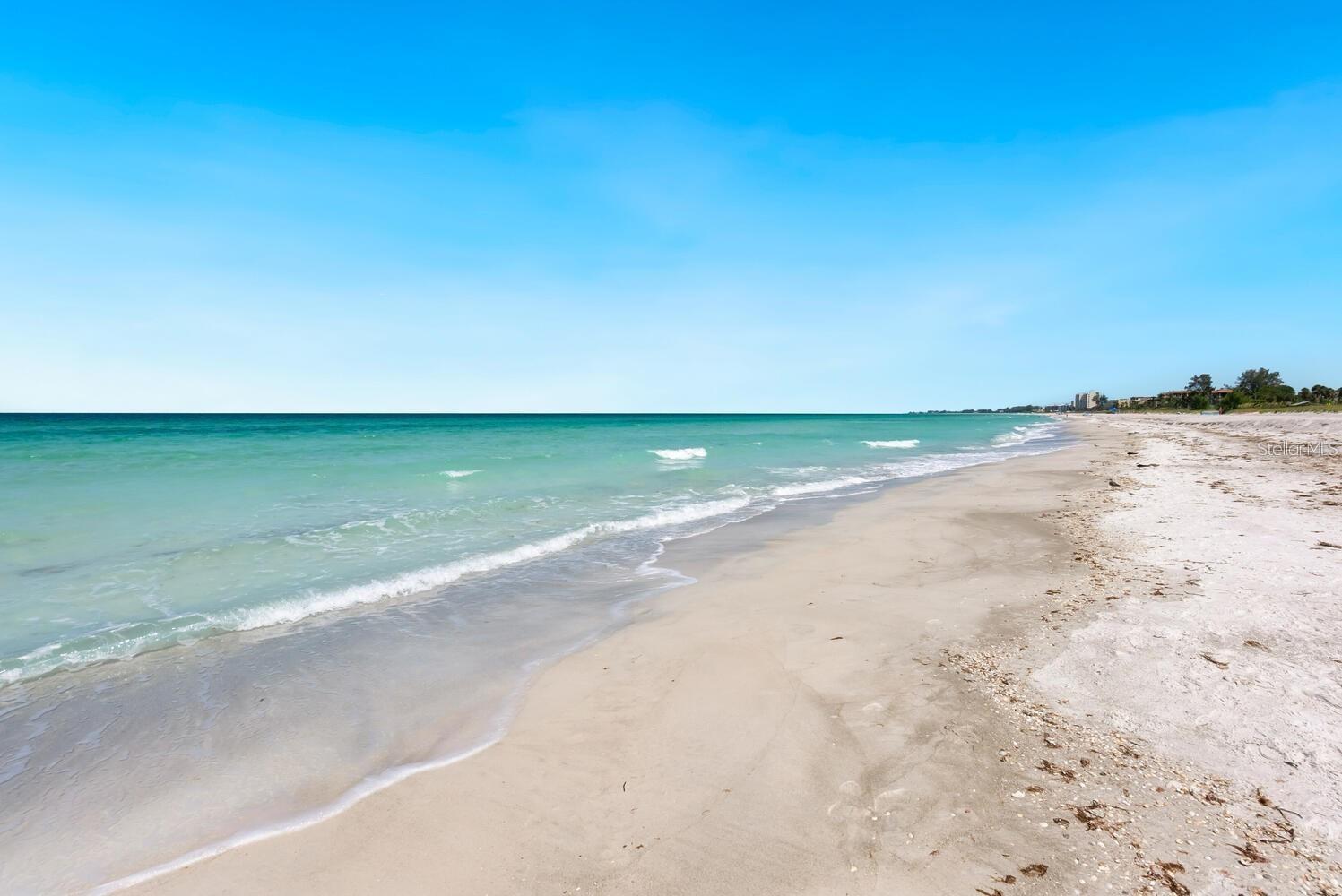 840 BAYPORT WAY #840, LONGBOAT KEY, FL — photo 40