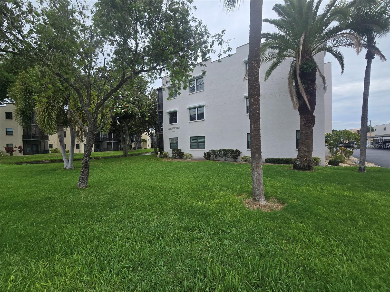 7941 58TH AVE N #202, ST PETERSBURG, FL — photo 37