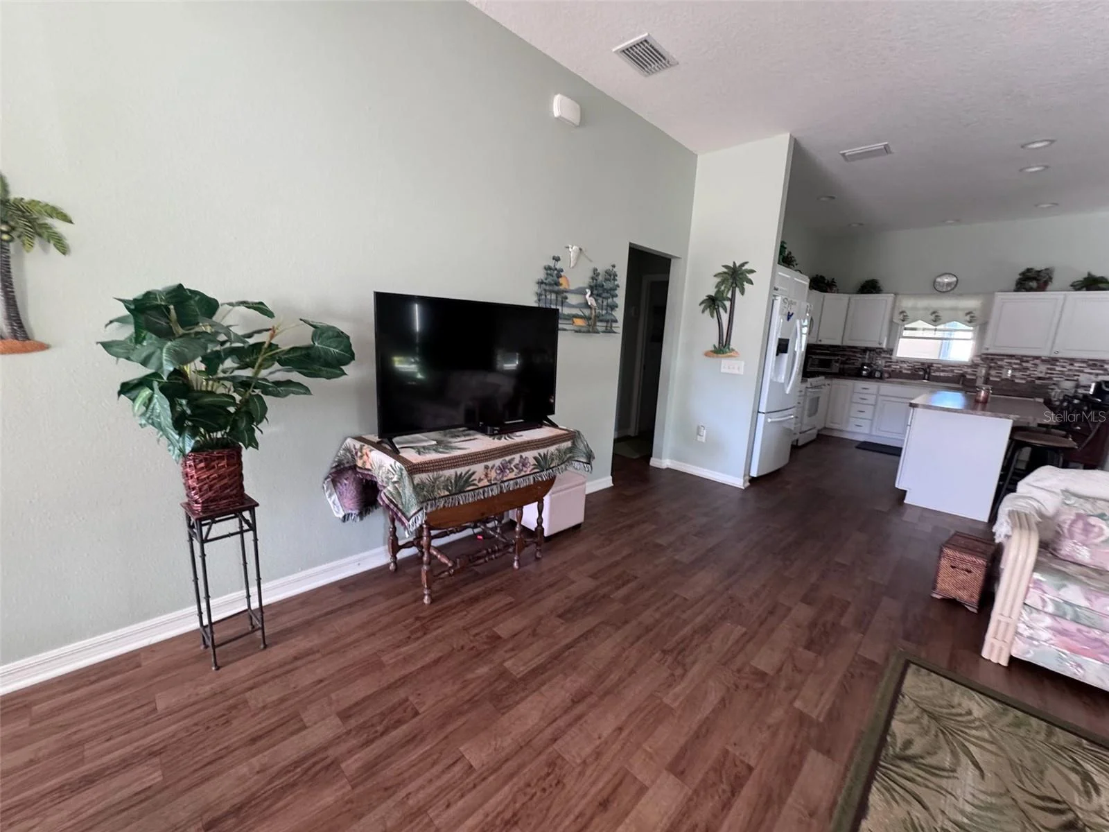 703 ROYAL PALM AVE, LADY LAKE, FL — photo 7