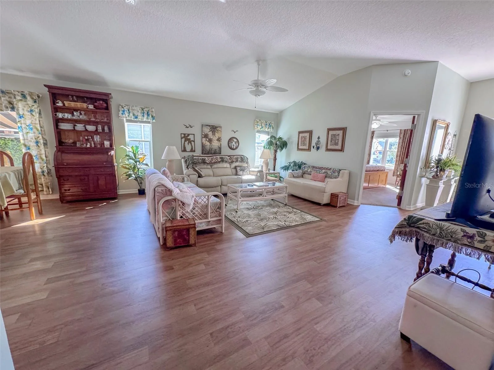 703 ROYAL PALM AVE, LADY LAKE, FL — photo 8