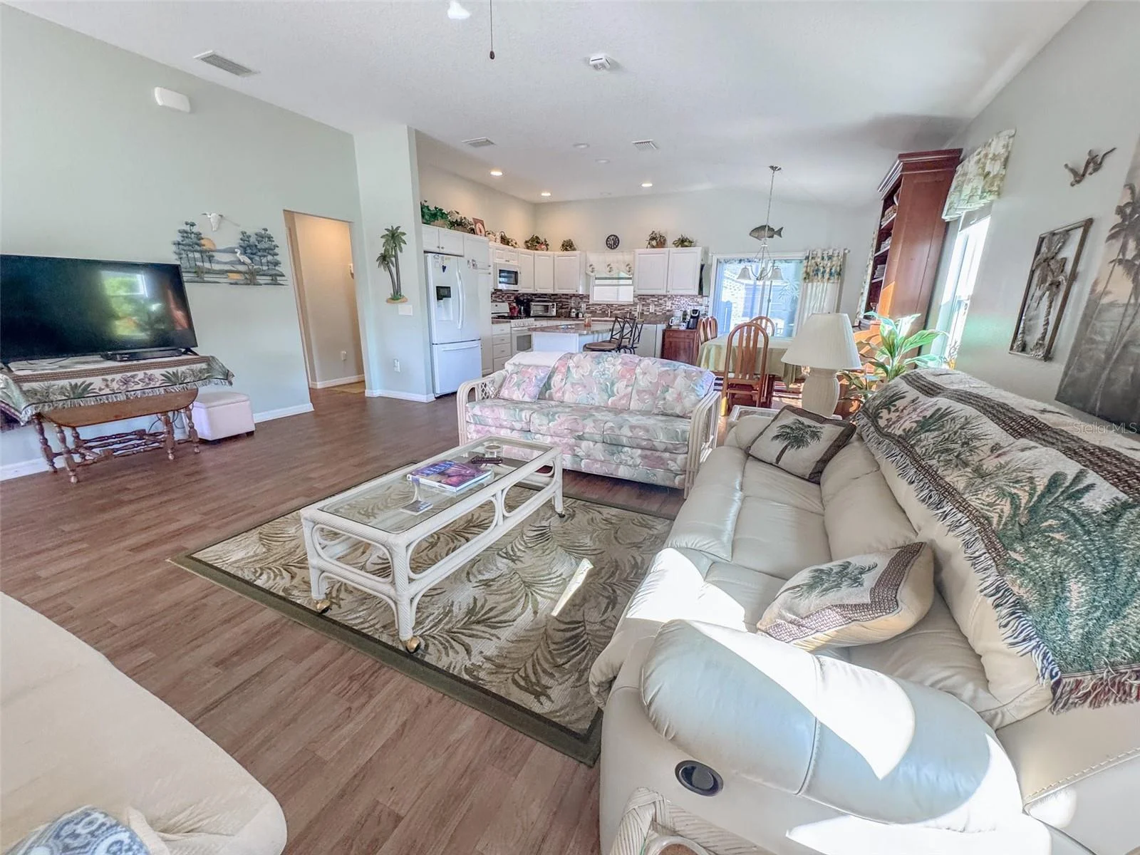 703 ROYAL PALM AVE, LADY LAKE, FL — photo 11