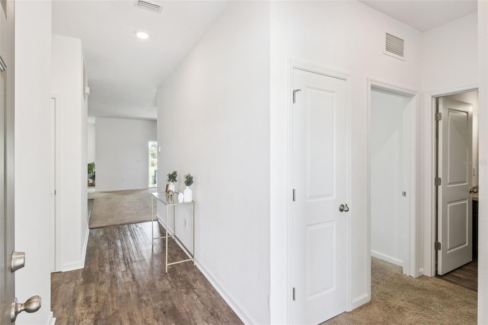 903 SHIMMERING OAKS LN, SEFFNER, FL — photo 8