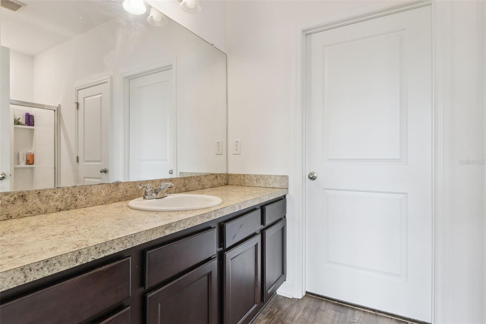 903 SHIMMERING OAKS LN, SEFFNER, FL — photo 30