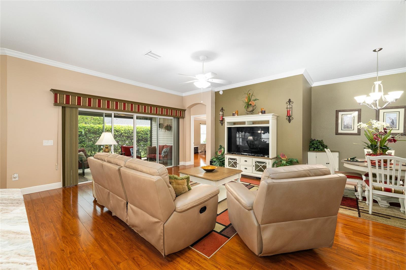 387 HARLOW LN, THE VILLAGES, FL — photo 10