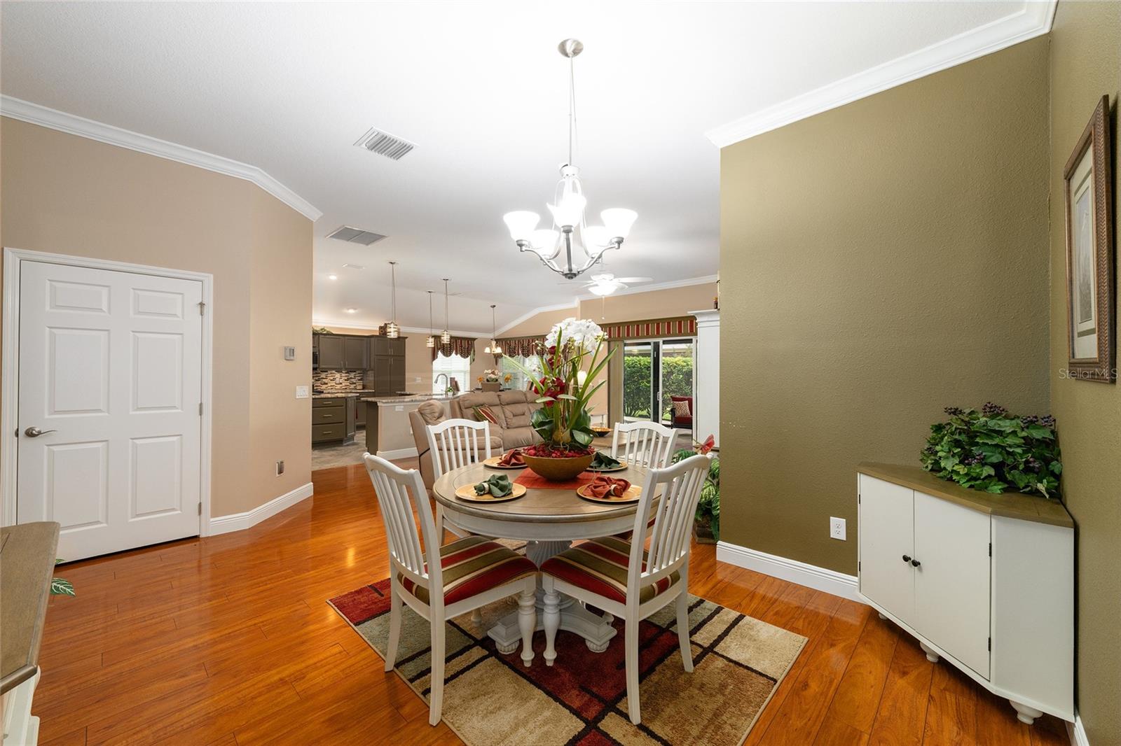 387 HARLOW LN, THE VILLAGES, FL — photo 12