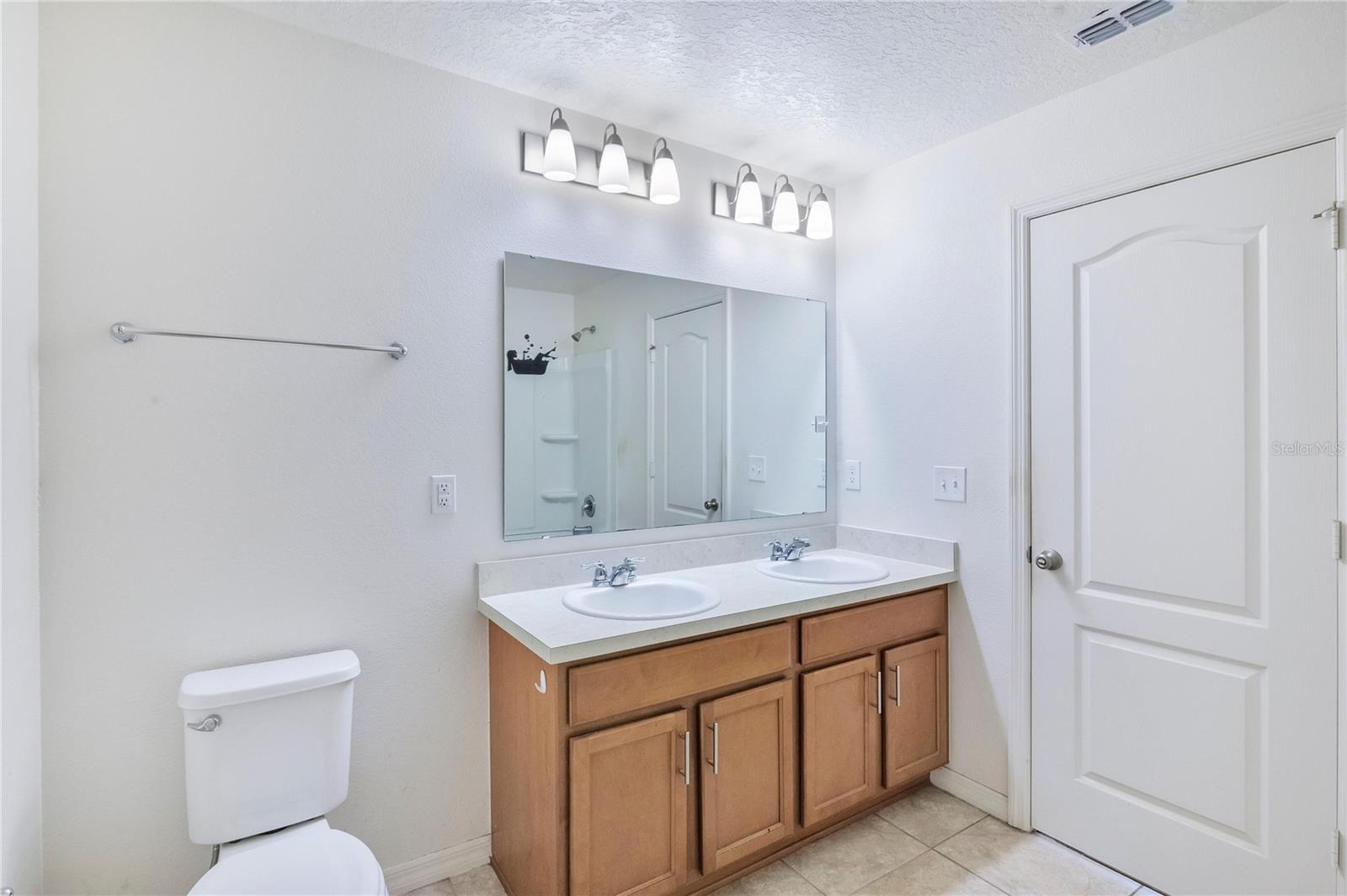 2465 BEGONIA ST, MASCOTTE, FL — photo 51