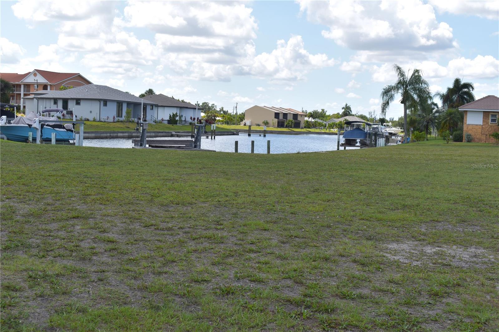 825 VIA TRIPOLI, PUNTA GORDA, FL — photo 4