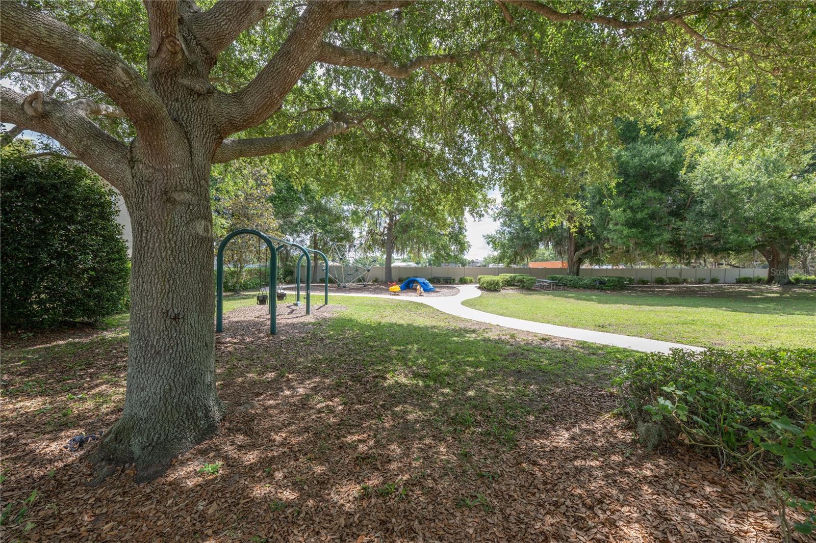 401 SPLIT OAK CT, EUSTIS, FL — photo 48
