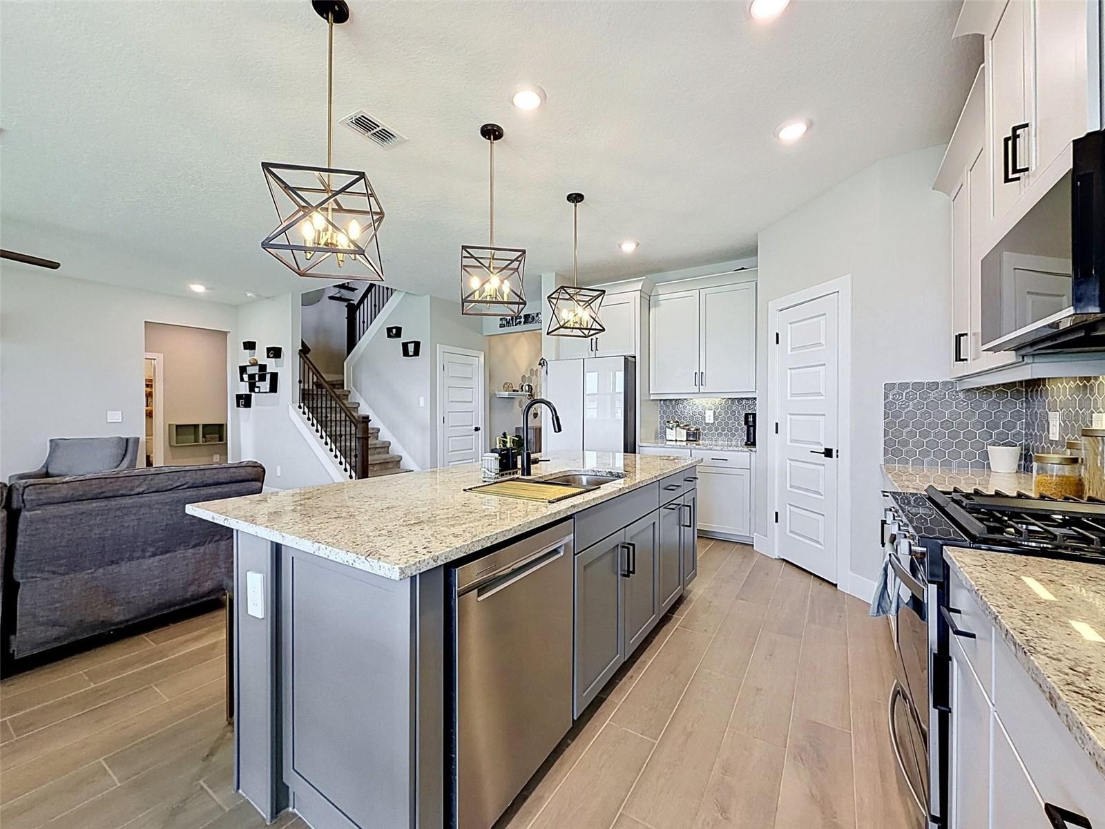 3726 SAVANNA PALMS CT, BRADENTON, FL — photo 22