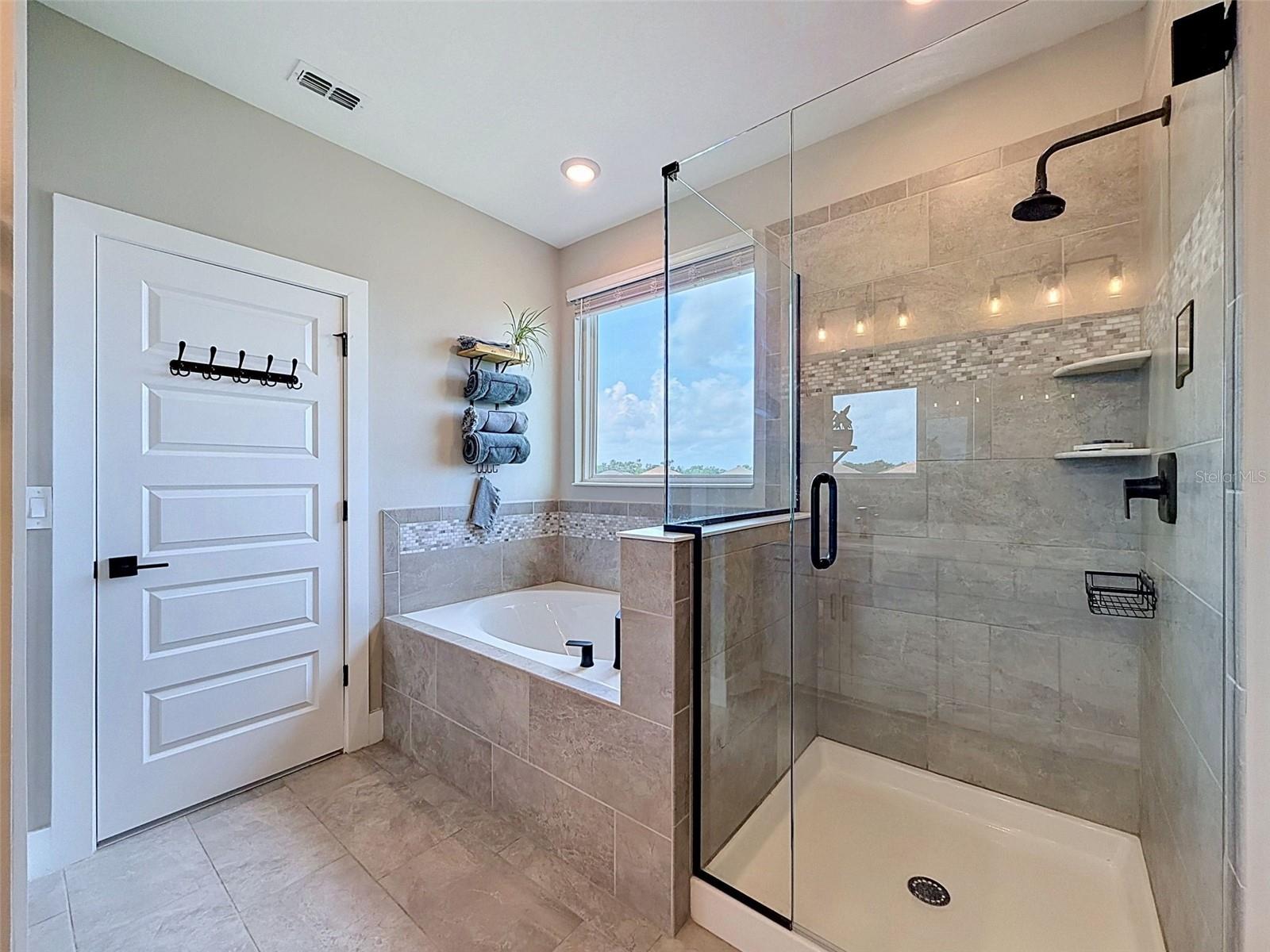3726 SAVANNA PALMS CT, BRADENTON, FL — photo 47